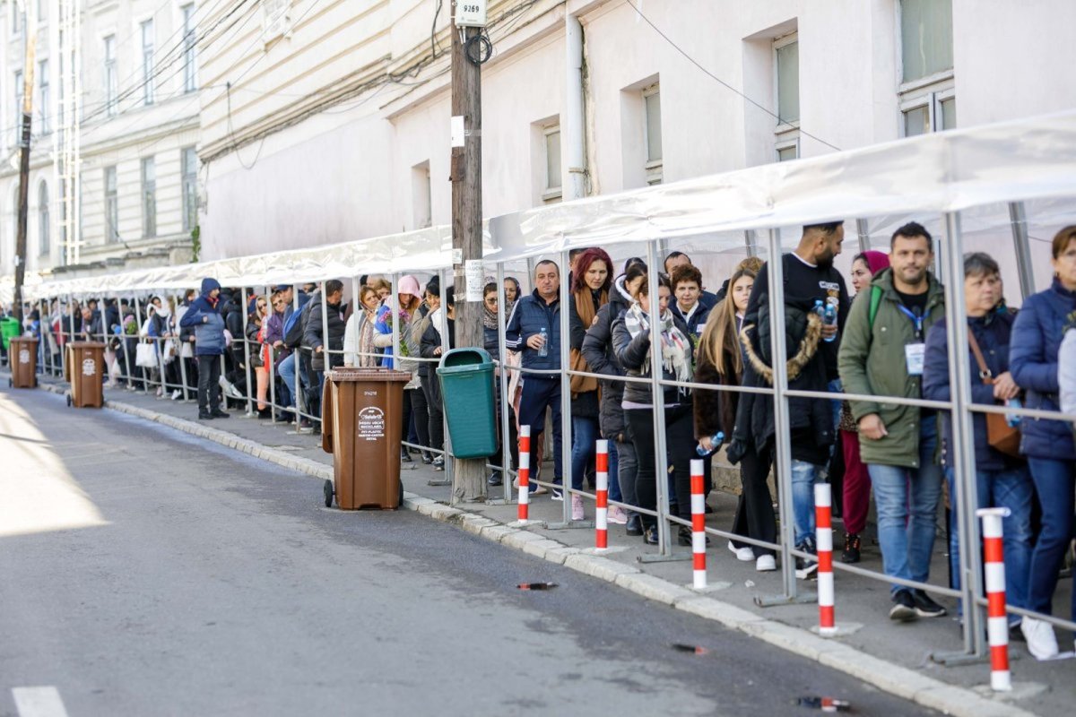 Sfaturi medicale pentru pelerinii de la Iaşi 229242