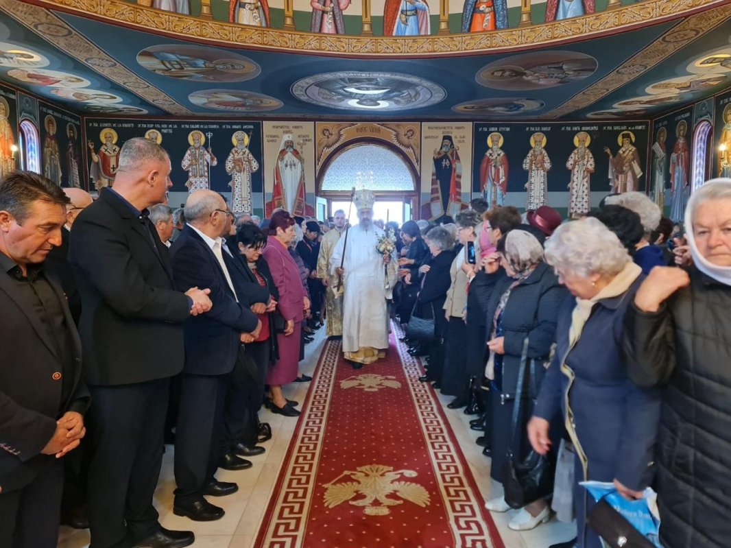 Târnosirea Bisericii „Toți Sfinții” din Parohia Luduș III 229296