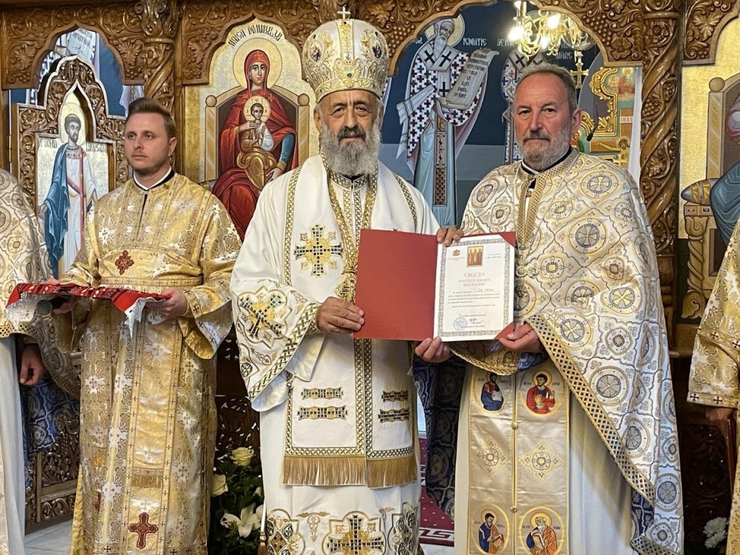 Târnosirea Bisericii „Toți Sfinții” din Parohia Luduș III 229300