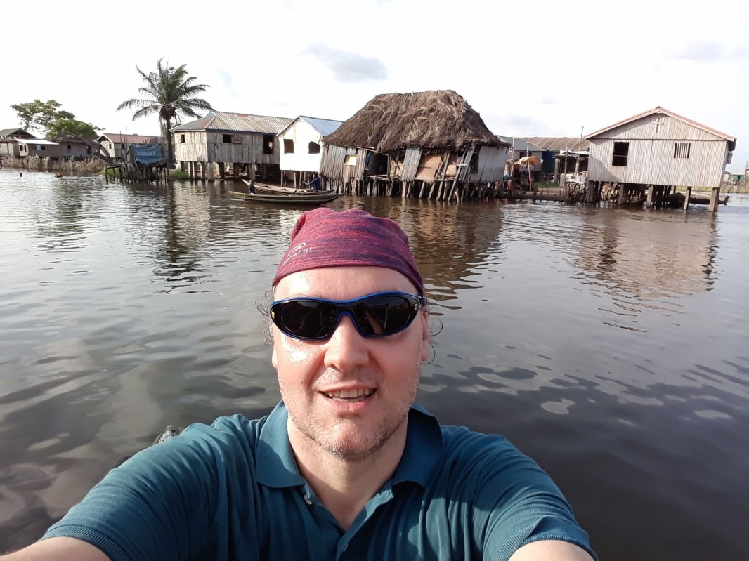 Românul care a văzut toate țările lumii 229495