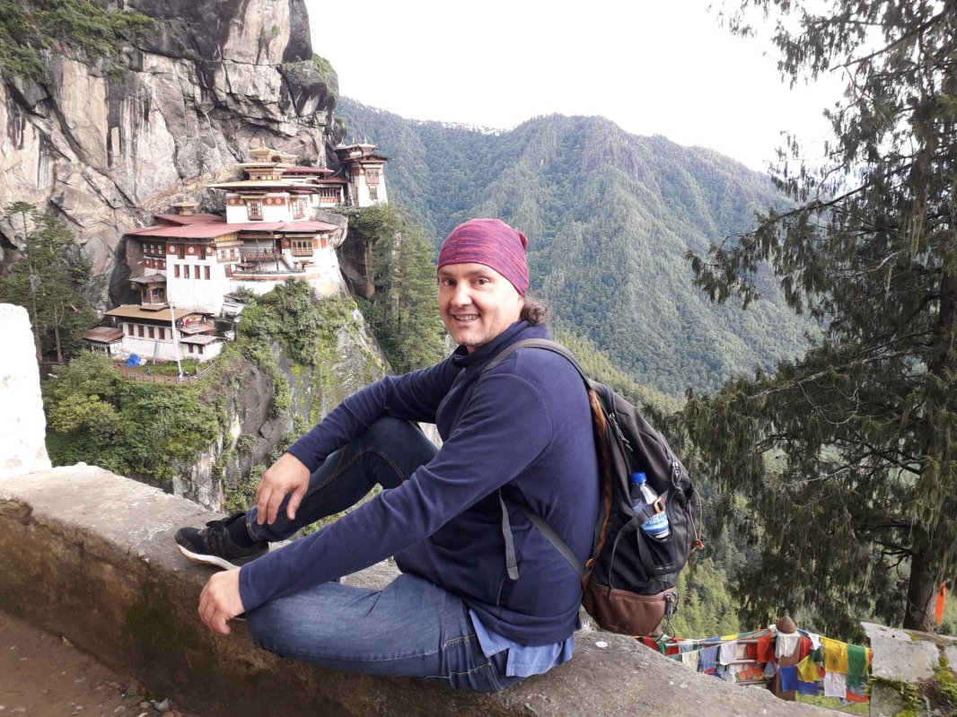 Românul care a văzut toate țările lumii 229496