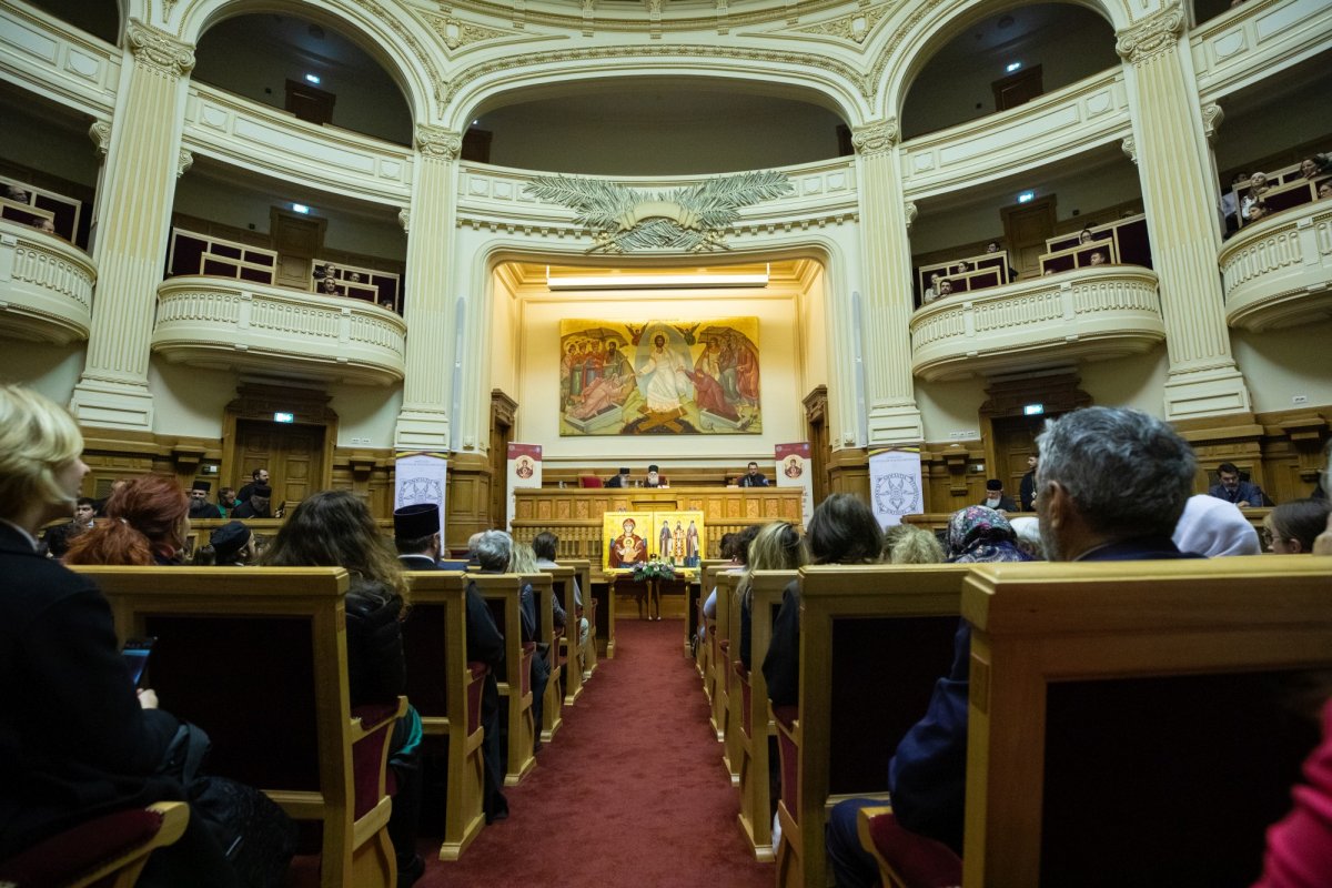 „Întotdeauna mă bucur că sunt împreună cu dumneavoastră” 229651