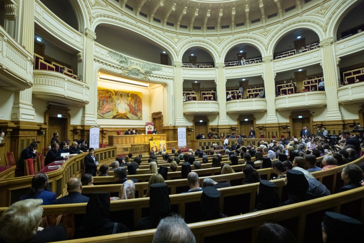 „Întotdeauna mă bucur că sunt împreună cu dumneavoastră” 229652