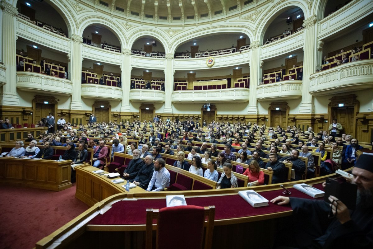 „Întotdeauna mă bucur că sunt împreună cu dumneavoastră” 229658