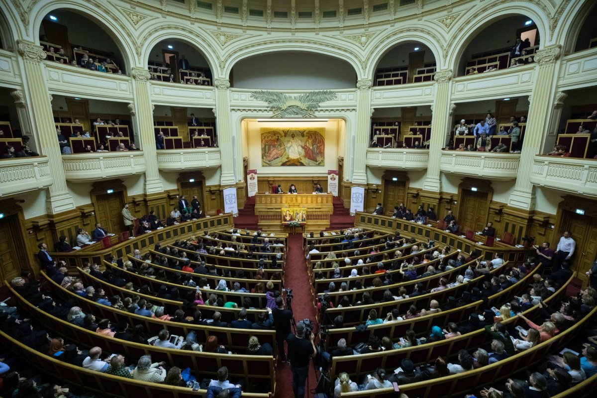 „Întotdeauna mă bucur că sunt împreună cu dumneavoastră” 229659