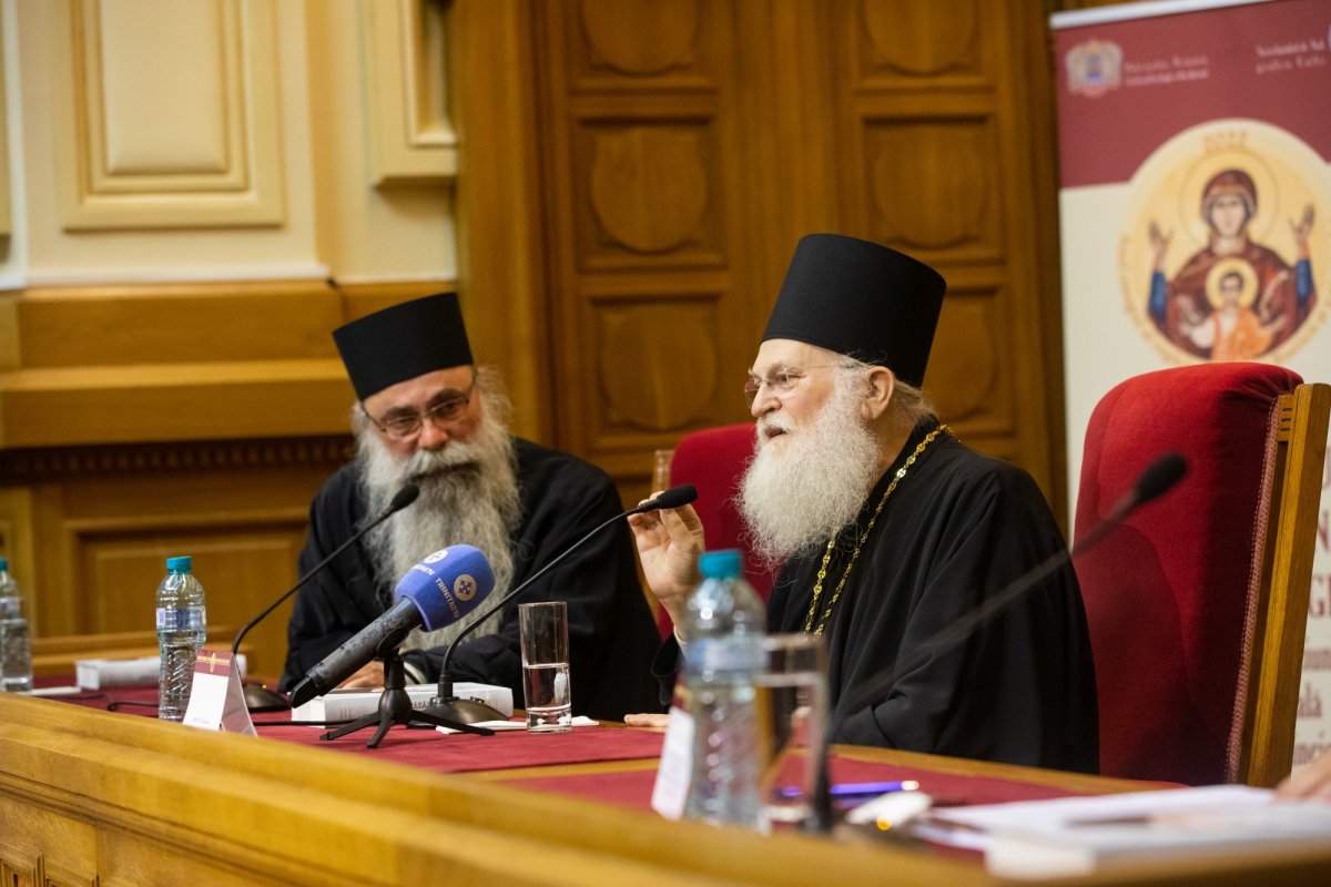 „Întotdeauna mă bucur că sunt împreună cu dumneavoastră” 229670