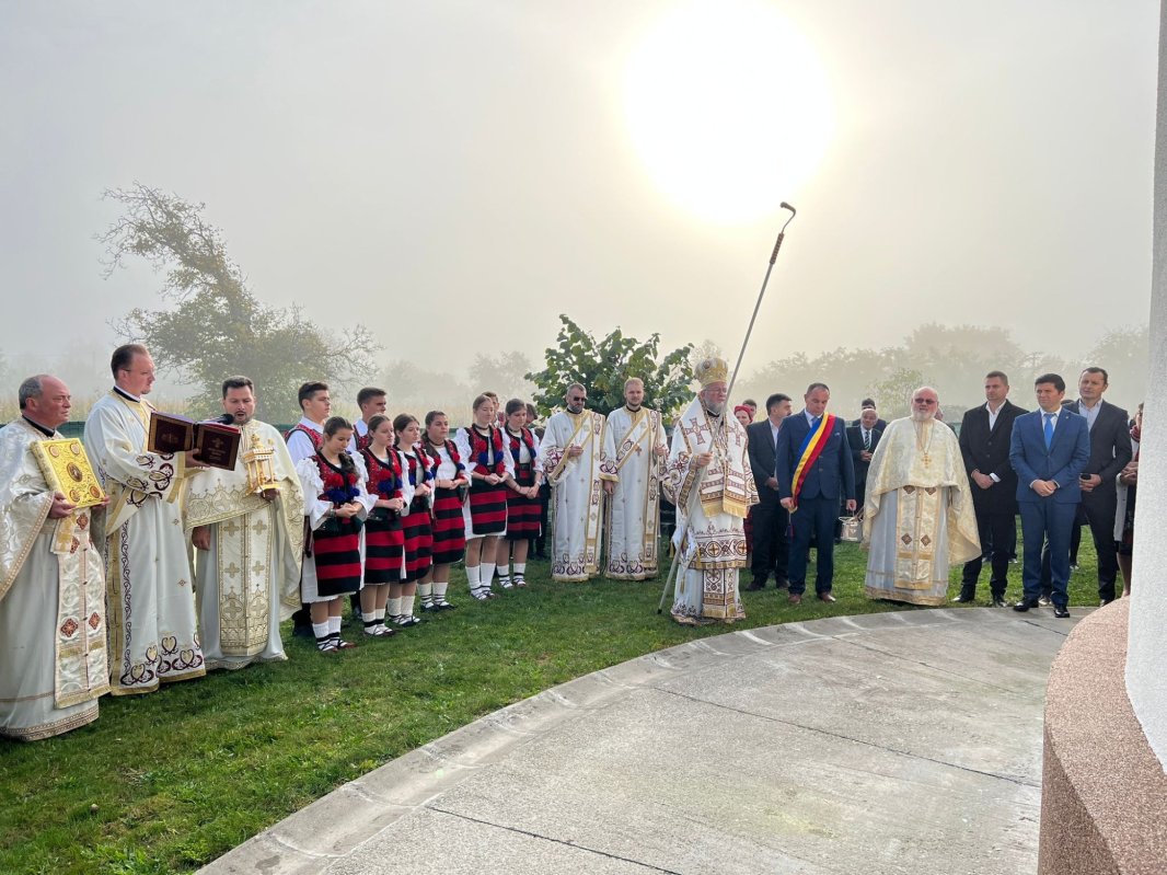 Târnosirea bisericii din Aciua, Satu Mare 229515