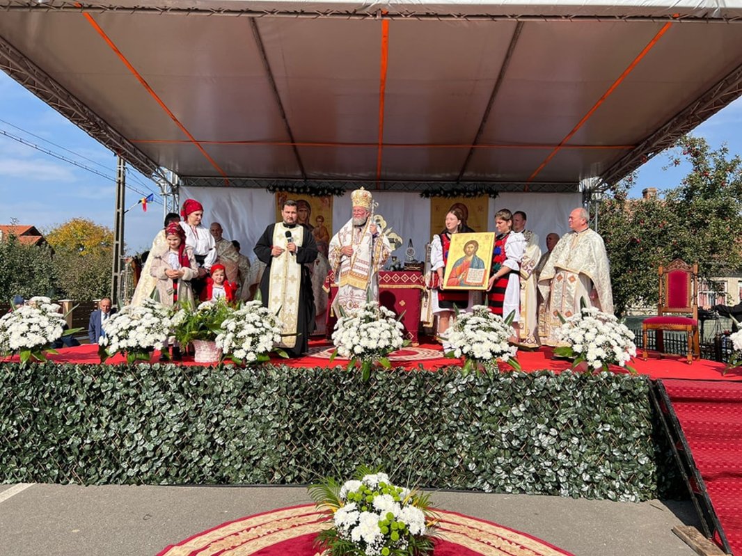 Târnosirea bisericii din Aciua, Satu Mare 229517