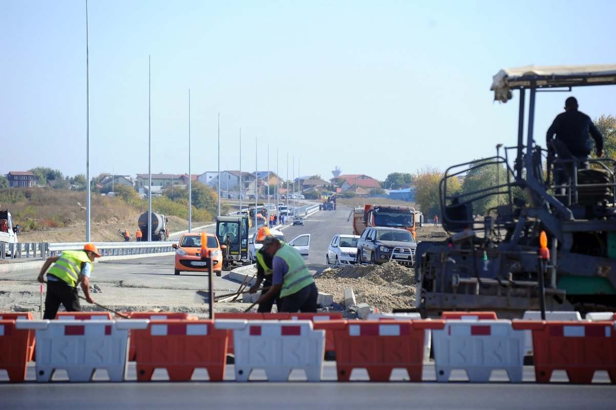 Proceduri simplificate de avizare a proiectelor de infrastructură  229694