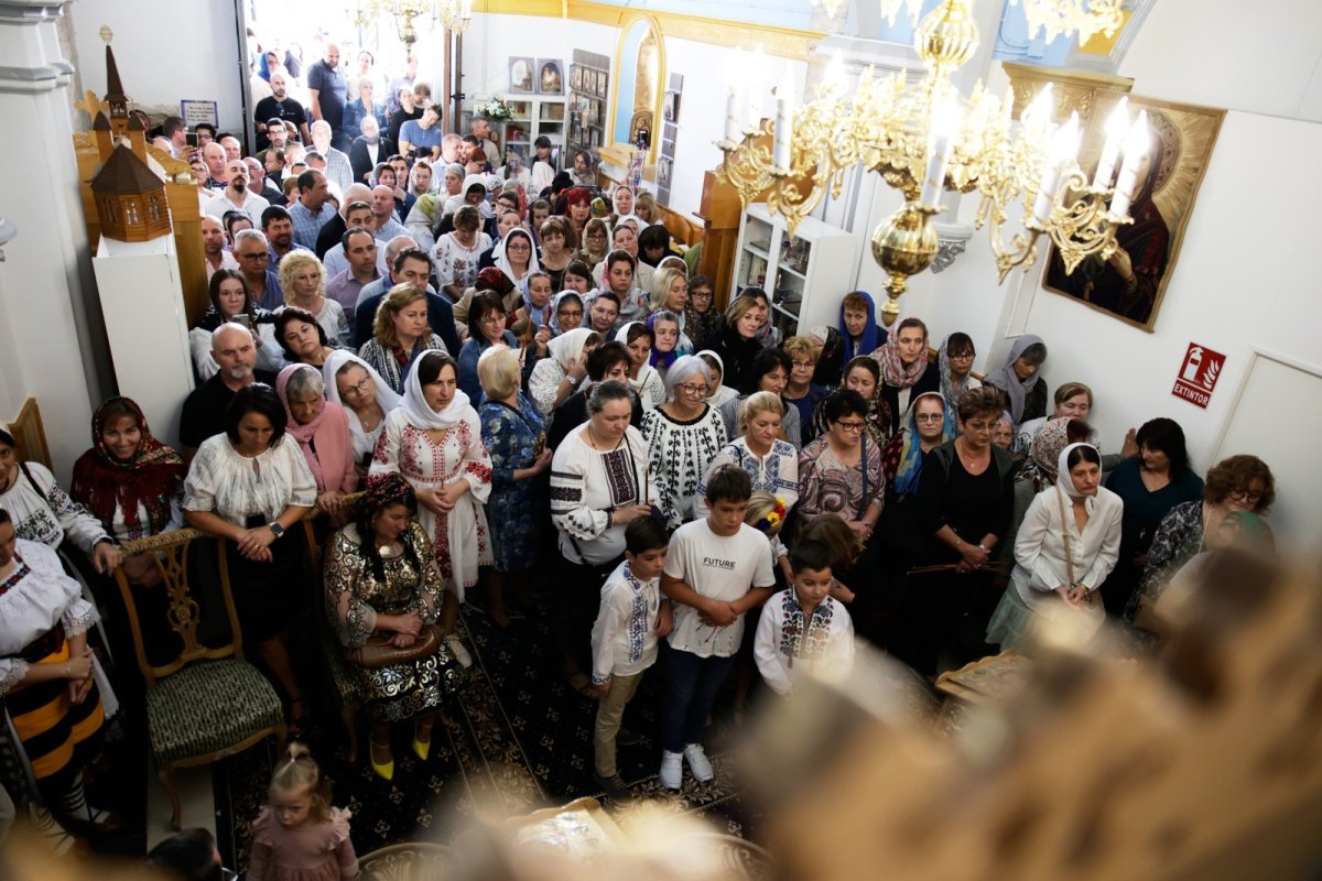 Sfințirea unei biserici românești din Valencia 230318