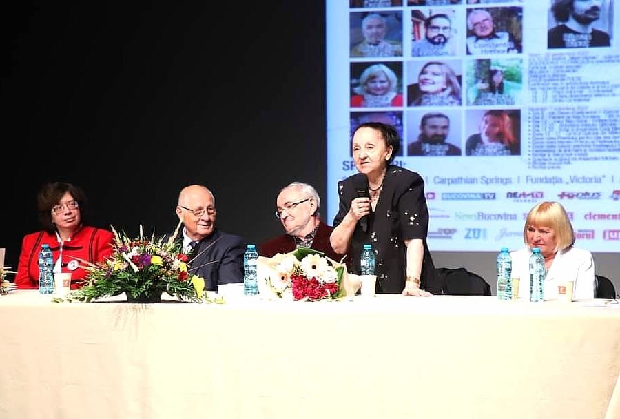 Toamna poeziei sub sceptru labișian 230253