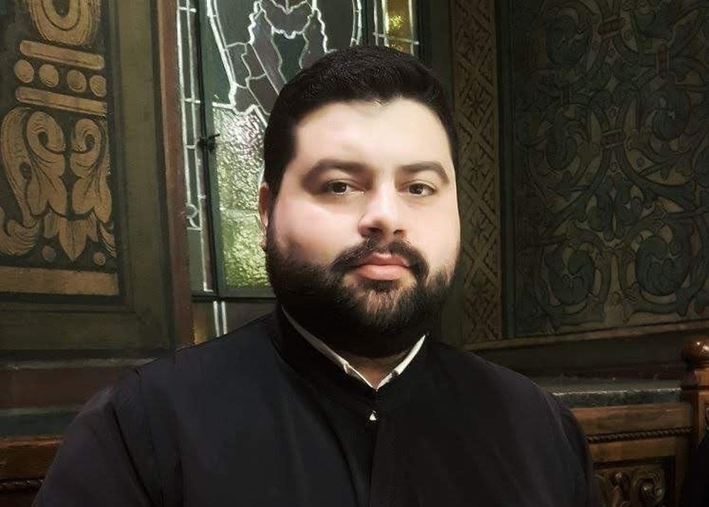 POEZIE: Pr. Cristian Alexandru 230448