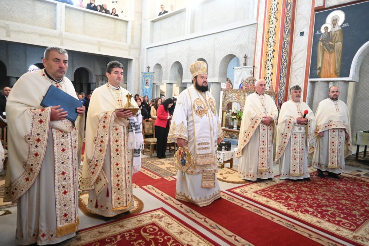 Sărbătoare în Parohia „Sfânta Cuvioasă Parascheva” din Șimleu Silvaniei 230471