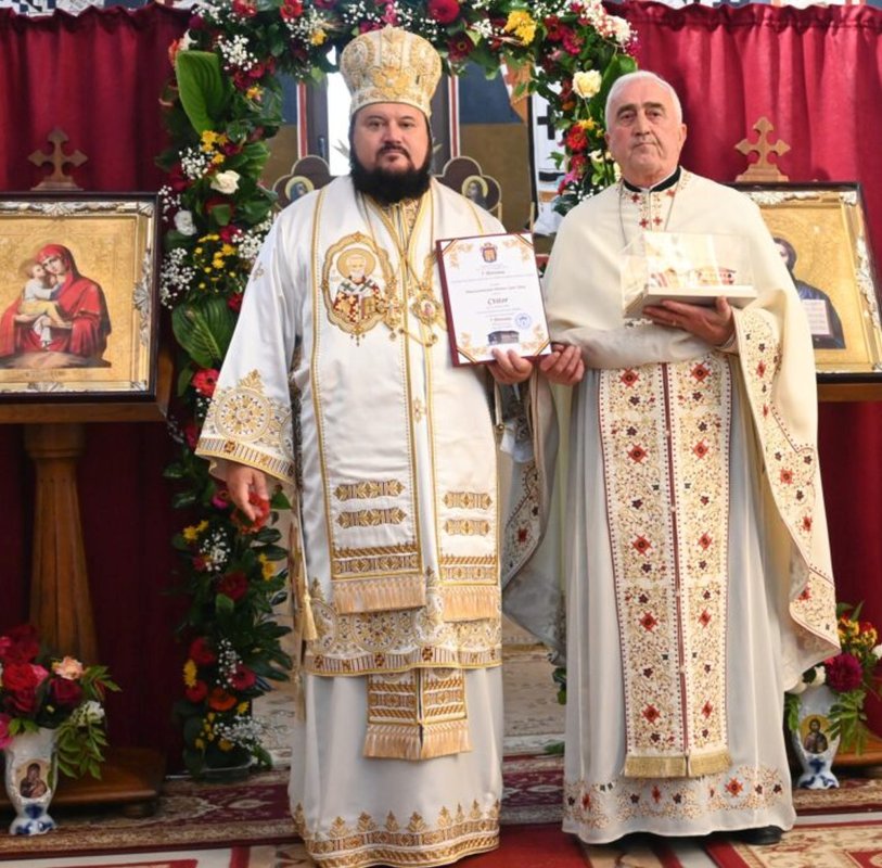 Sărbătoare în Parohia „Sfânta Cuvioasă Parascheva” din Șimleu Silvaniei 230474