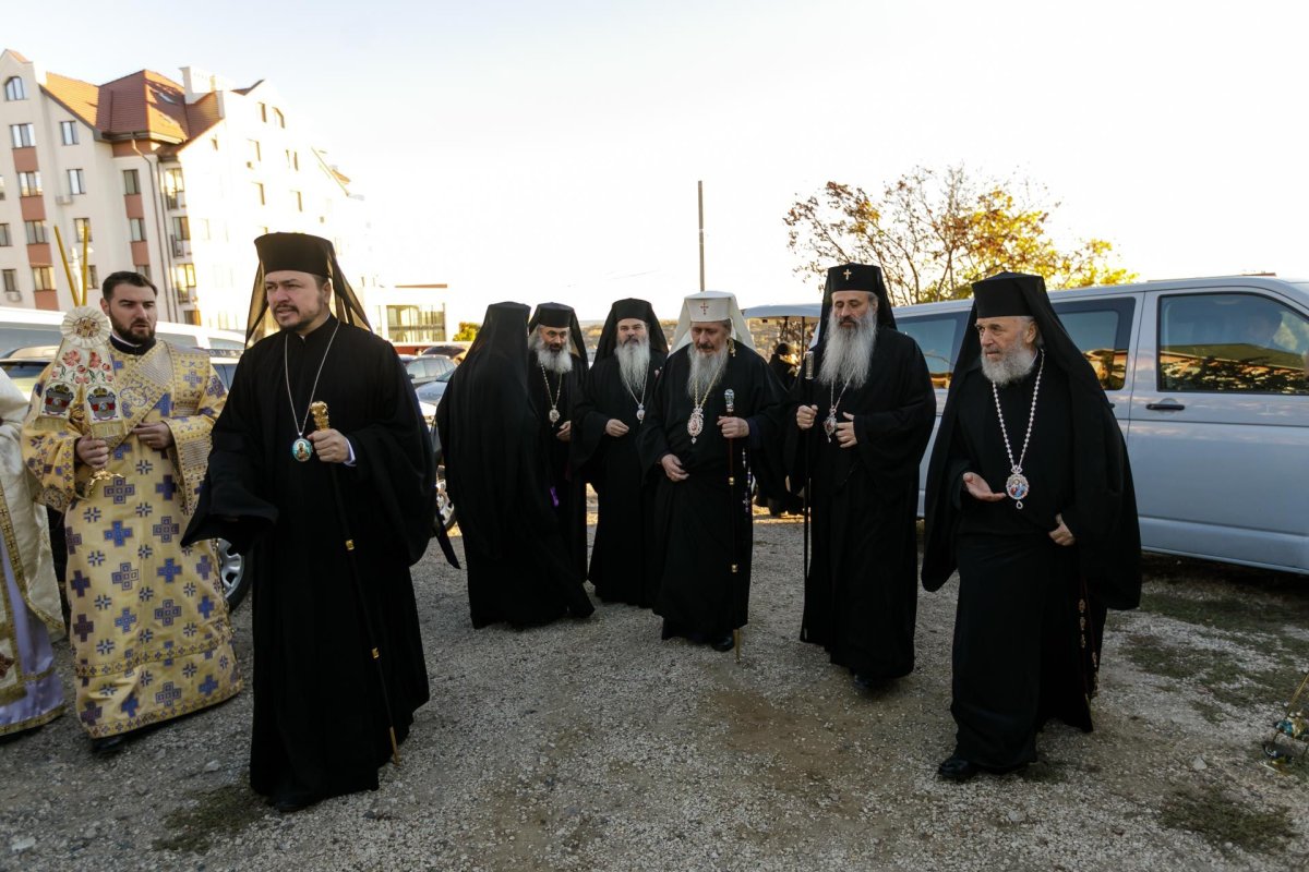 Mitropolia Basarabiei cultivă iubirea statornică pentru Biserica Strămoşească a poporului român 230541