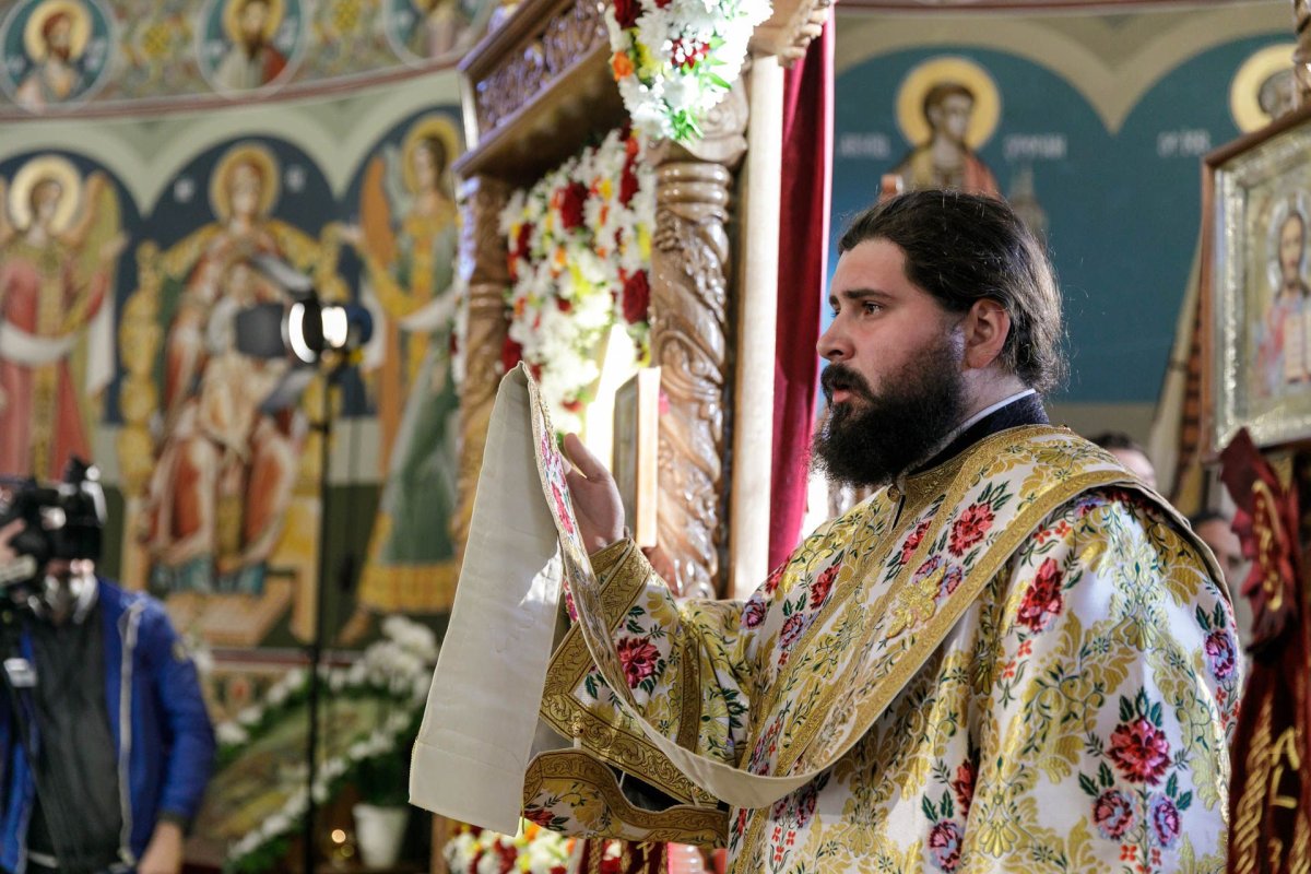 Mitropolia Basarabiei cultivă iubirea statornică pentru Biserica Strămoşească a poporului român 230565