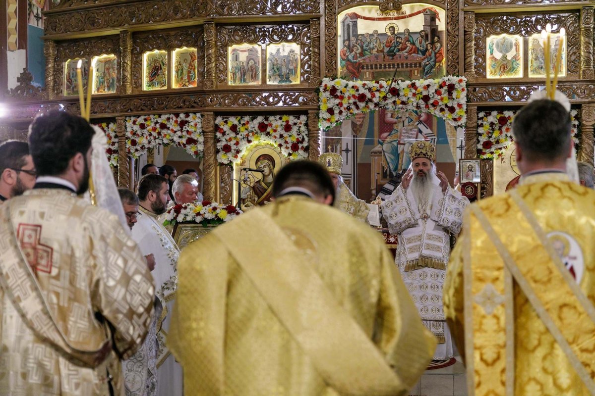 Mitropolia Basarabiei cultivă iubirea statornică pentru Biserica Strămoşească a poporului român 230568