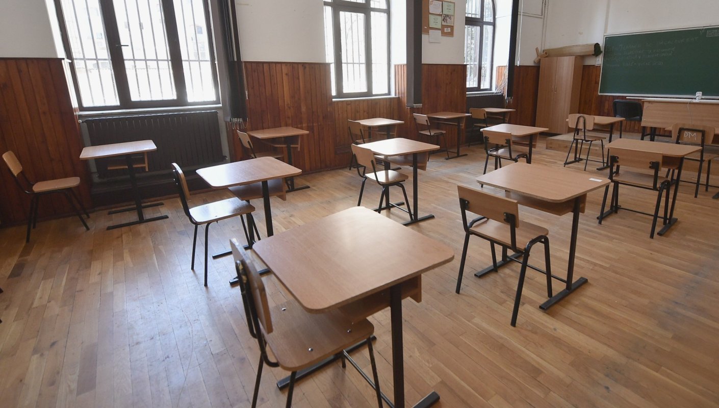 Vacanţă de o săptămână în învăţământul preunversitar 230726