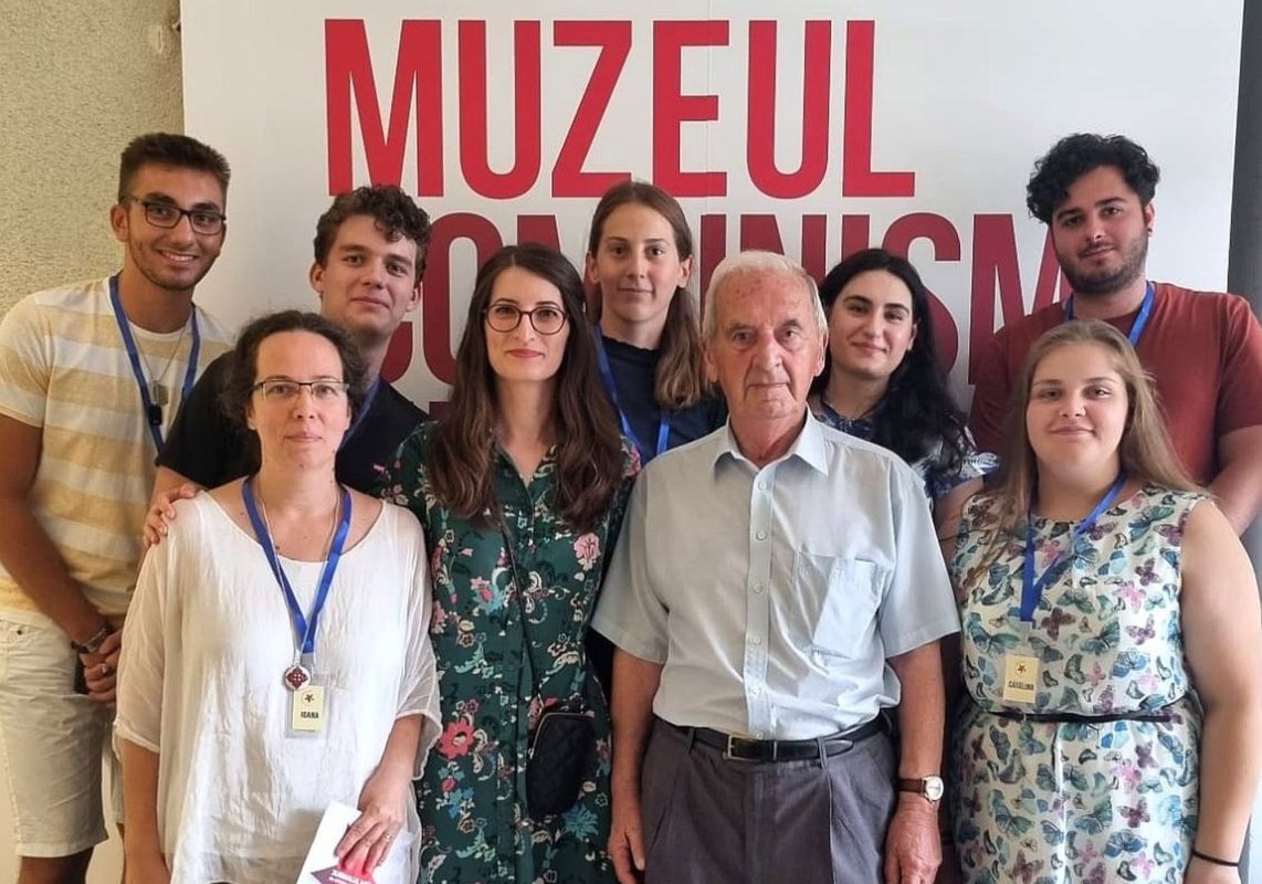 Muzeul Comunismului pentru Copii 230272