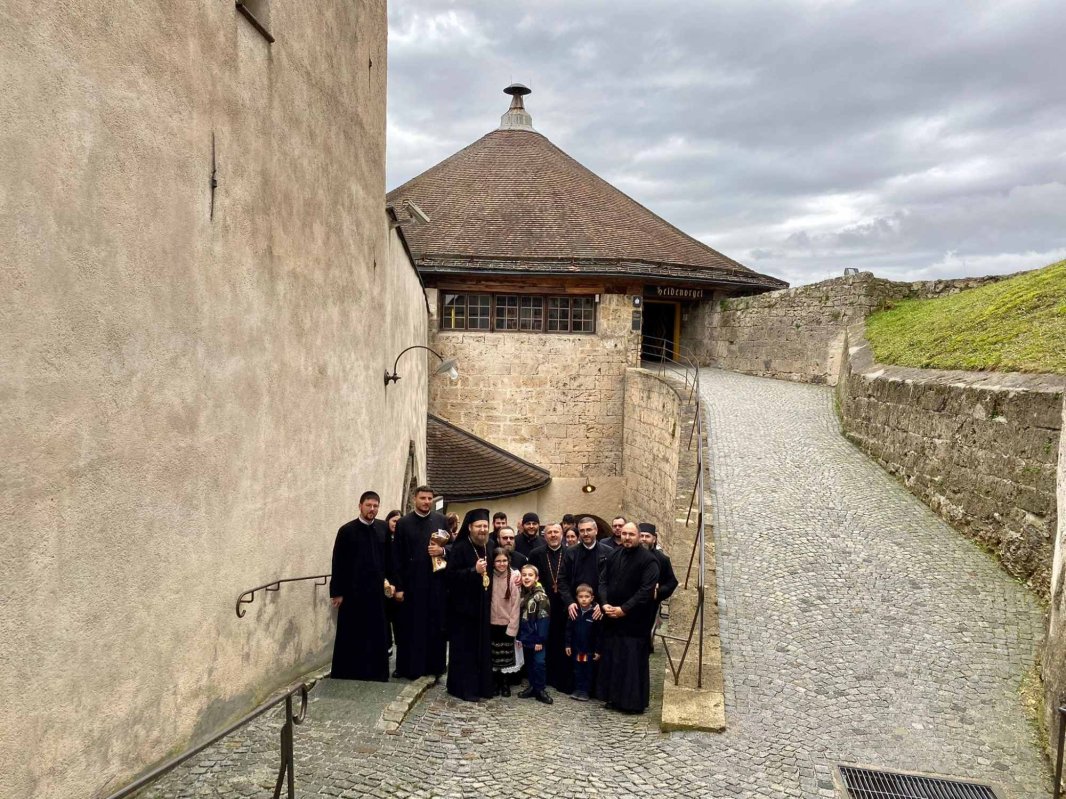 Parohia „Sfinţii Mărturisitori Ardeleni” din Kufstein și‑a sărbătorit întâiul hram 230988