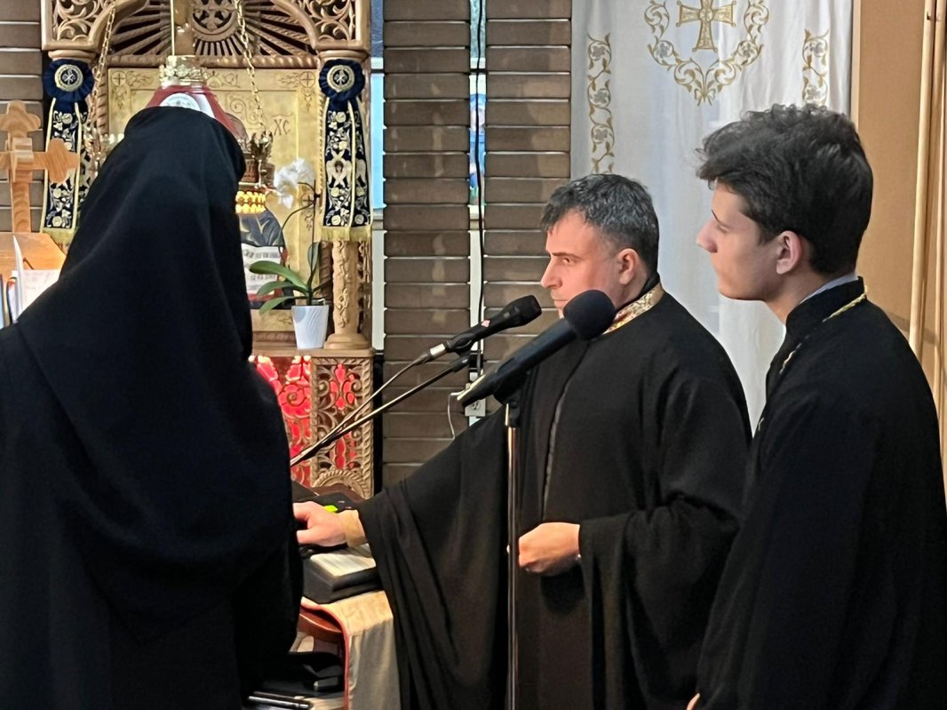 Priveghere de noapte la Catedrala Episcopală „Sfântul Mare Mucenic Gheorghe” din Saint‑Hubert, Canada 230972