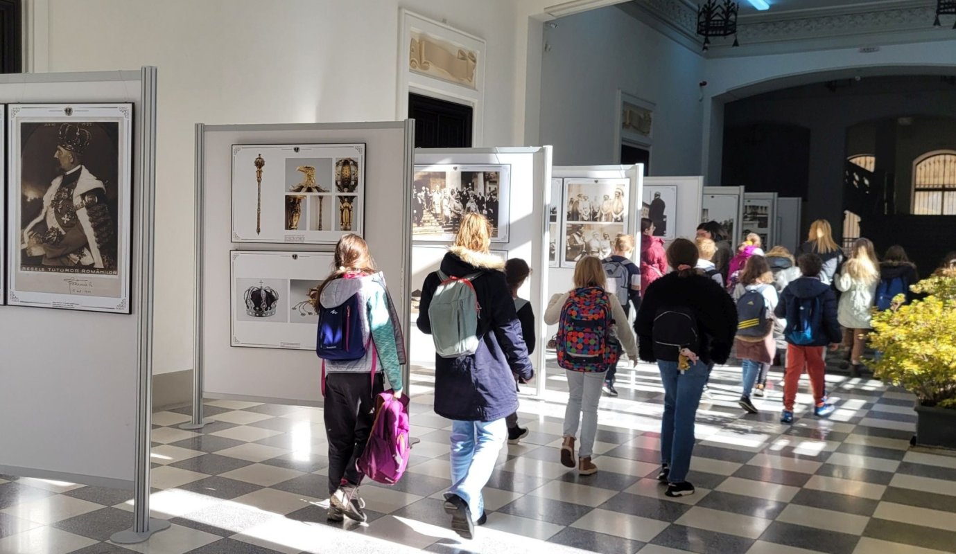 Fotografii de la Încoronarea Suveranilor României 231244