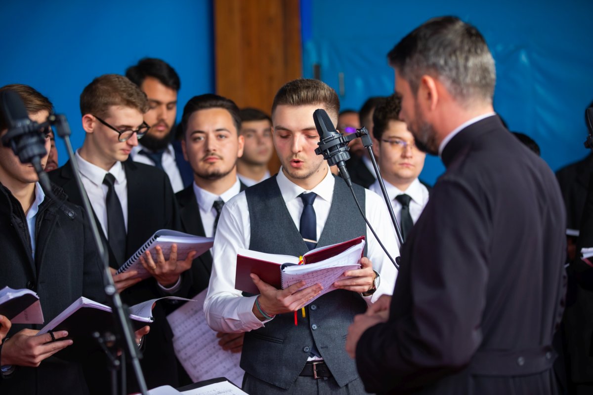 Laudă de seară adusă Mucenicului Dimitrie pe Colina Patriarhiei 231466