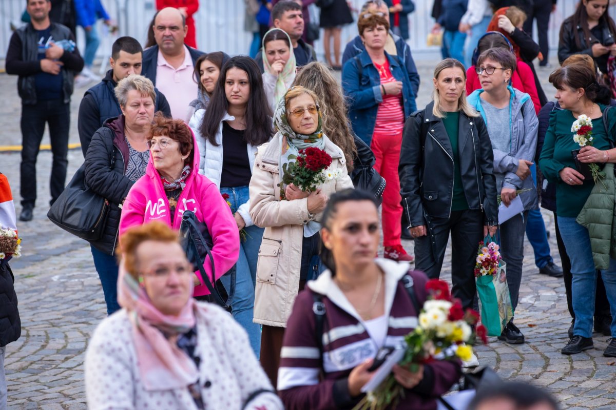 Laudă de seară adusă Mucenicului Dimitrie pe Colina Patriarhiei 231467