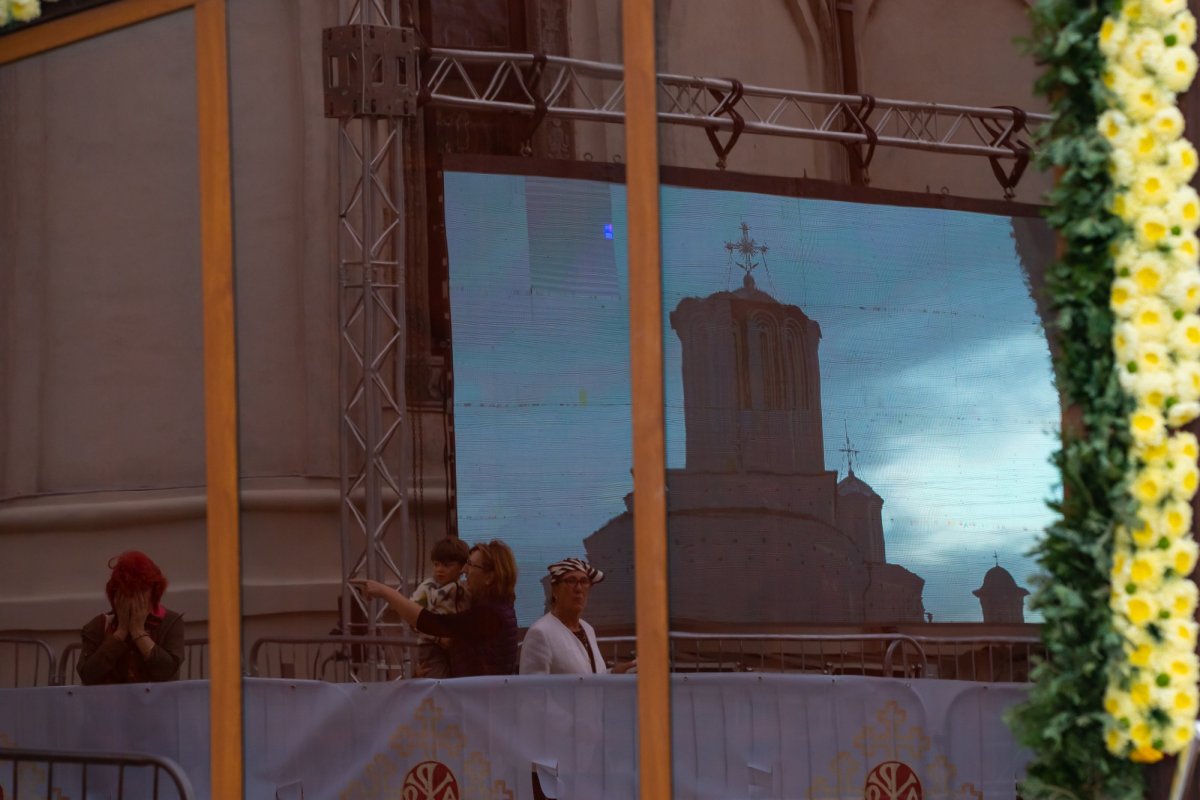 Laudă de seară adusă Mucenicului Dimitrie pe Colina Patriarhiei 231472