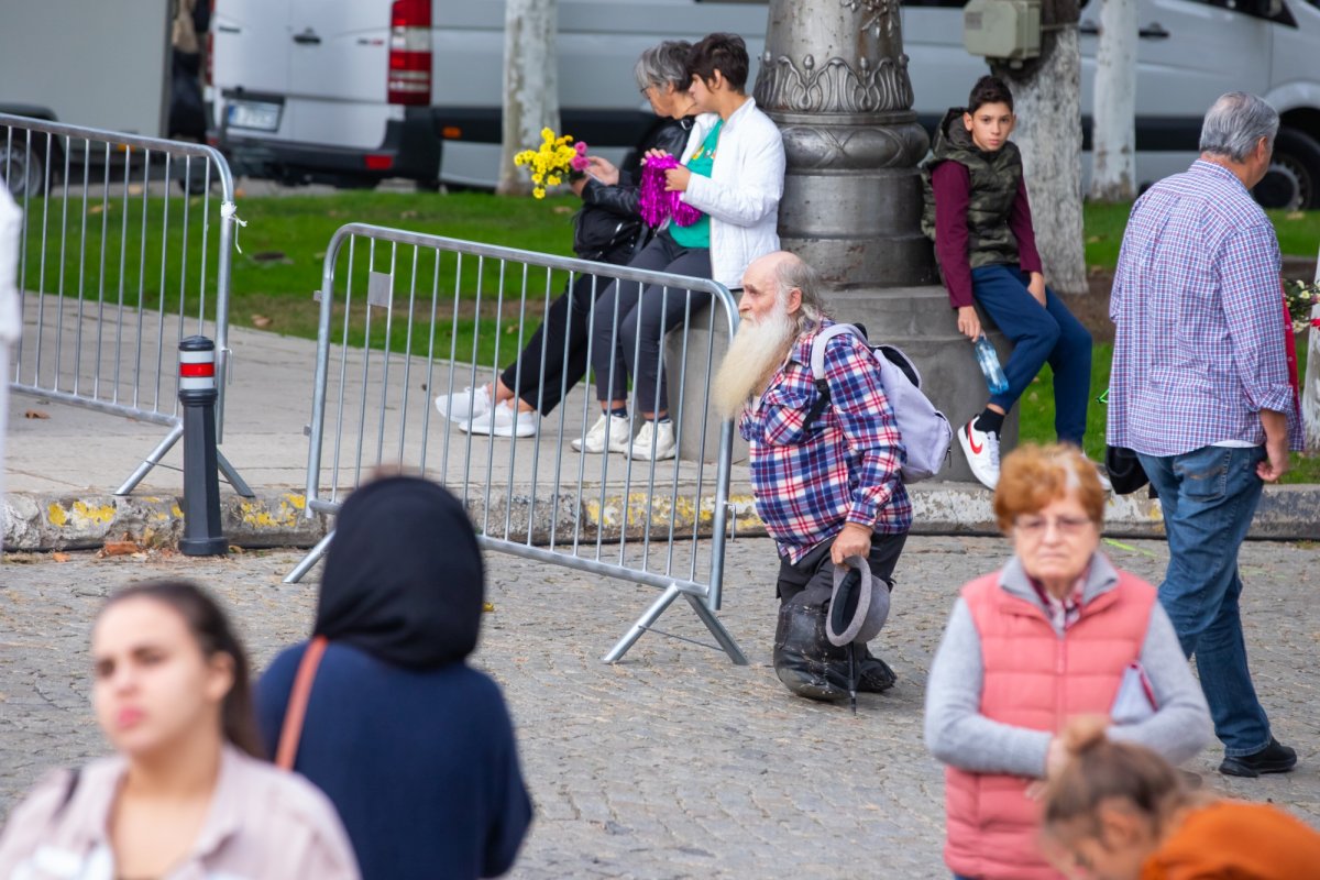Laudă de seară adusă Mucenicului Dimitrie pe Colina Patriarhiei 231480