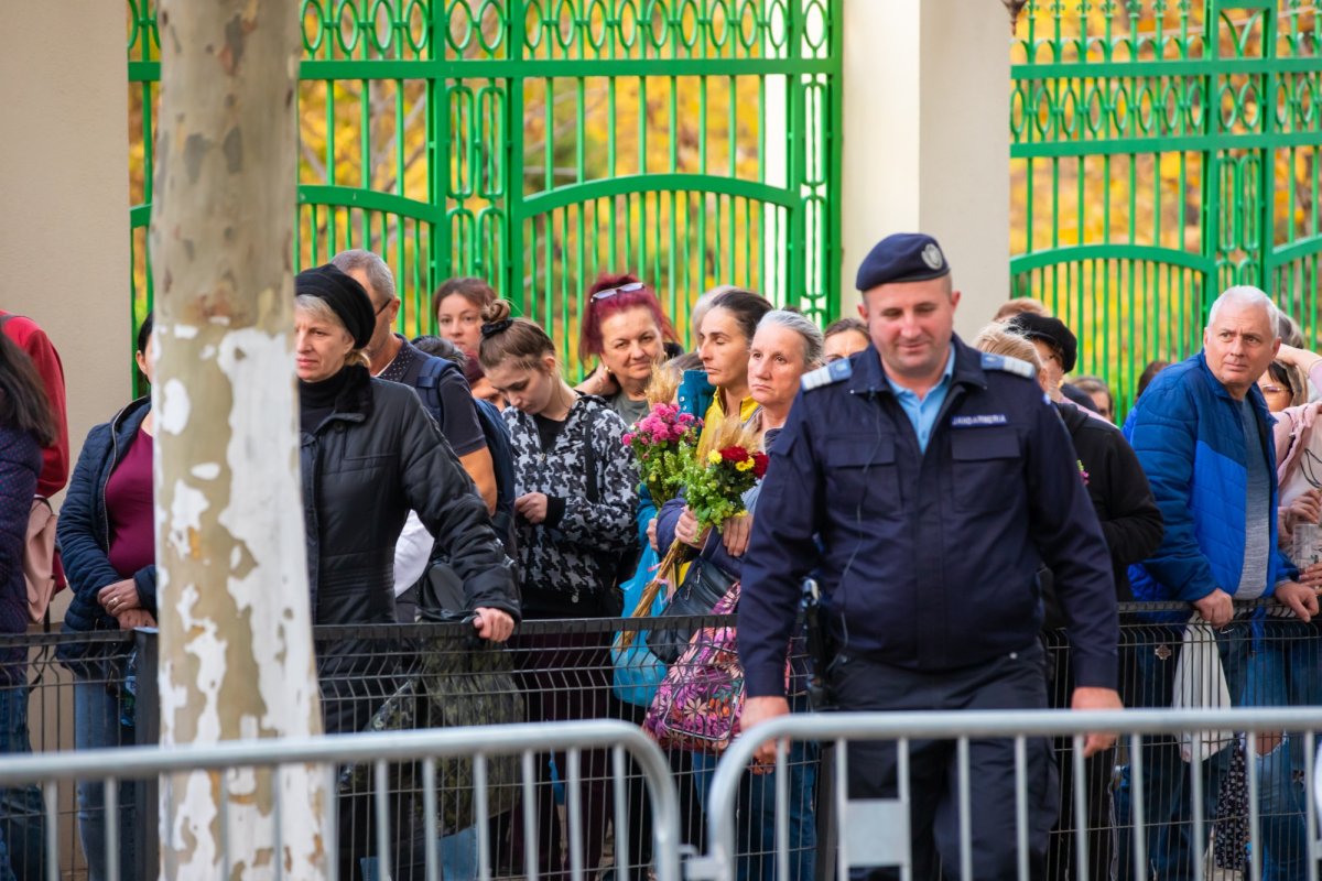 Laudă de seară adusă Mucenicului Dimitrie pe Colina Patriarhiei 231495