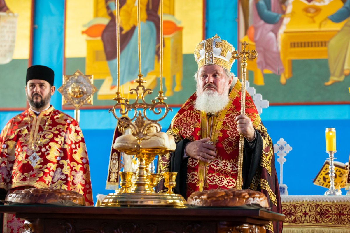 Laudă de seară adusă Mucenicului Dimitrie pe Colina Patriarhiei 231497