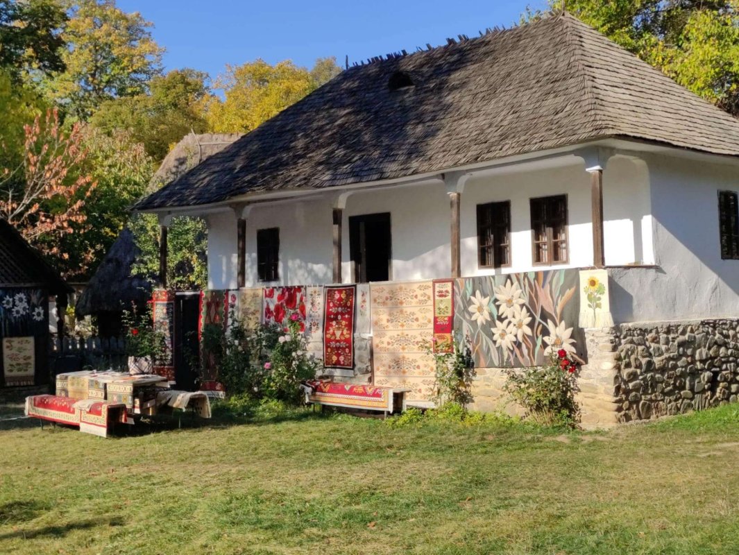 Muzeul Satului îl cinstește pe Sfântul Dimitrie 231237