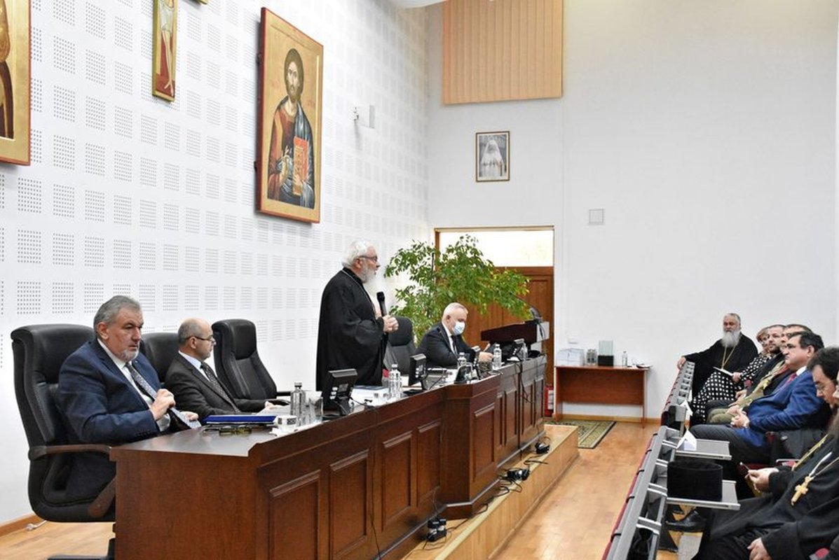 Doctorat în istorie cu teza: „Bartolomeu Valeriu Anania (1921‑2011). Omul, Destinul și Istoria” 231574