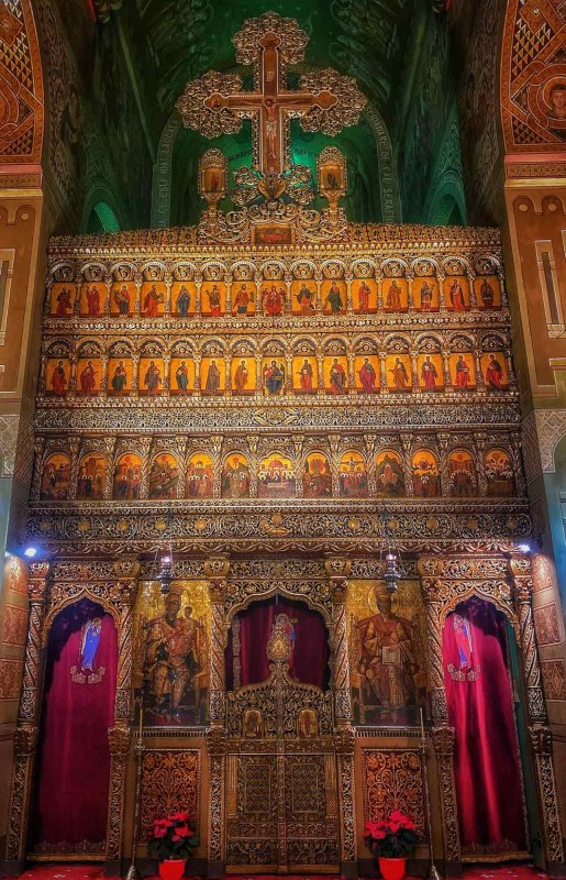 Hramul Catedralei Mitropolitane, bucuria Cetăţii Băniei 231411