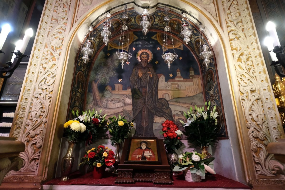 Lucrarea minunată a Sfântului Ocrotitor al Bucureștilor 231720