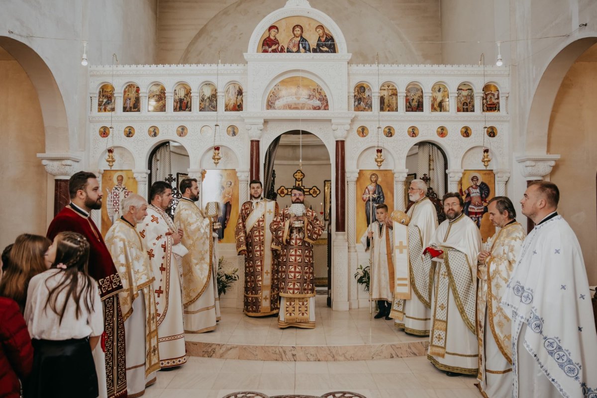 Hramul Parohiei „Sfântul Mucenic Dimitrie” din cartierul clujean Gheorgheni 232150