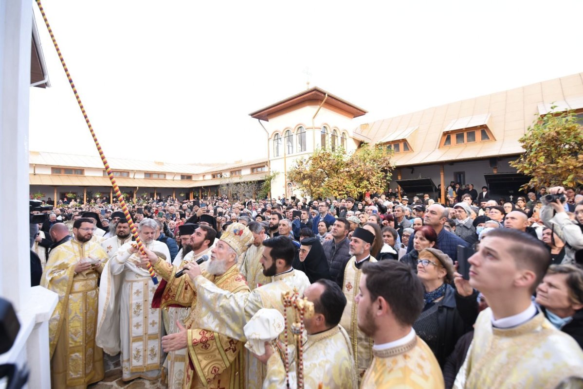 Mănăstirea Viforâta, la frumusețea începuturilor 232285