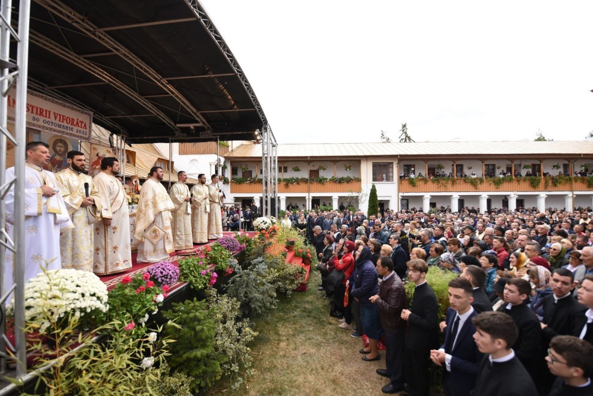 Mănăstirea Viforâta, la frumusețea începuturilor 232286