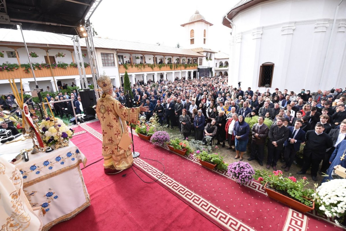 Mănăstirea Viforâta, la frumusețea începuturilor 232287