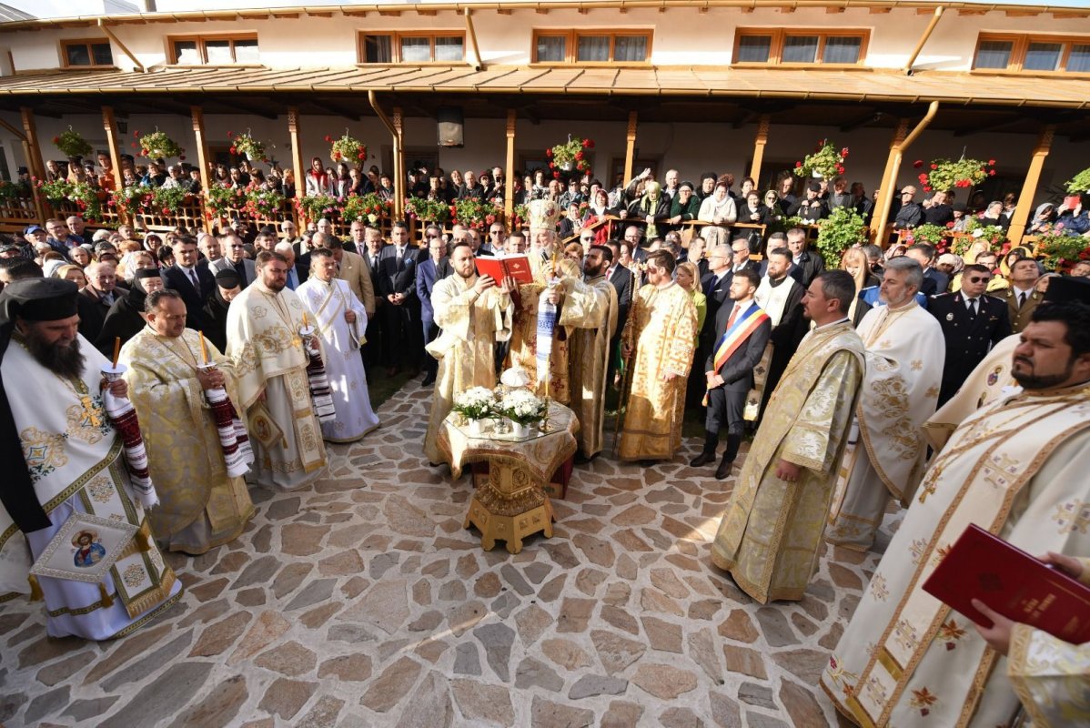 Mănăstirea Viforâta, la frumusețea începuturilor 232296