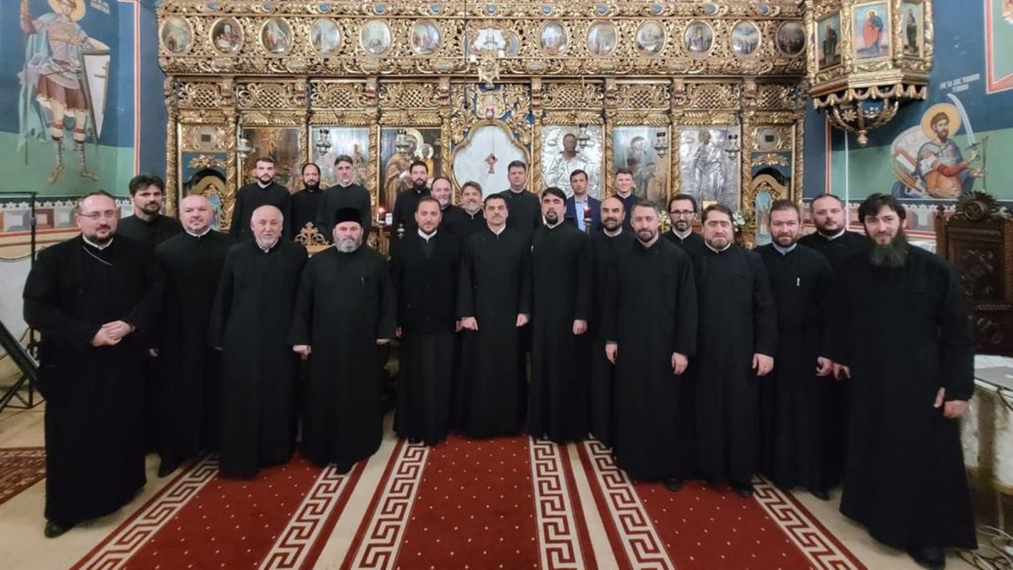 Adunarea Generală a Federației Filantropia la Iași 232592