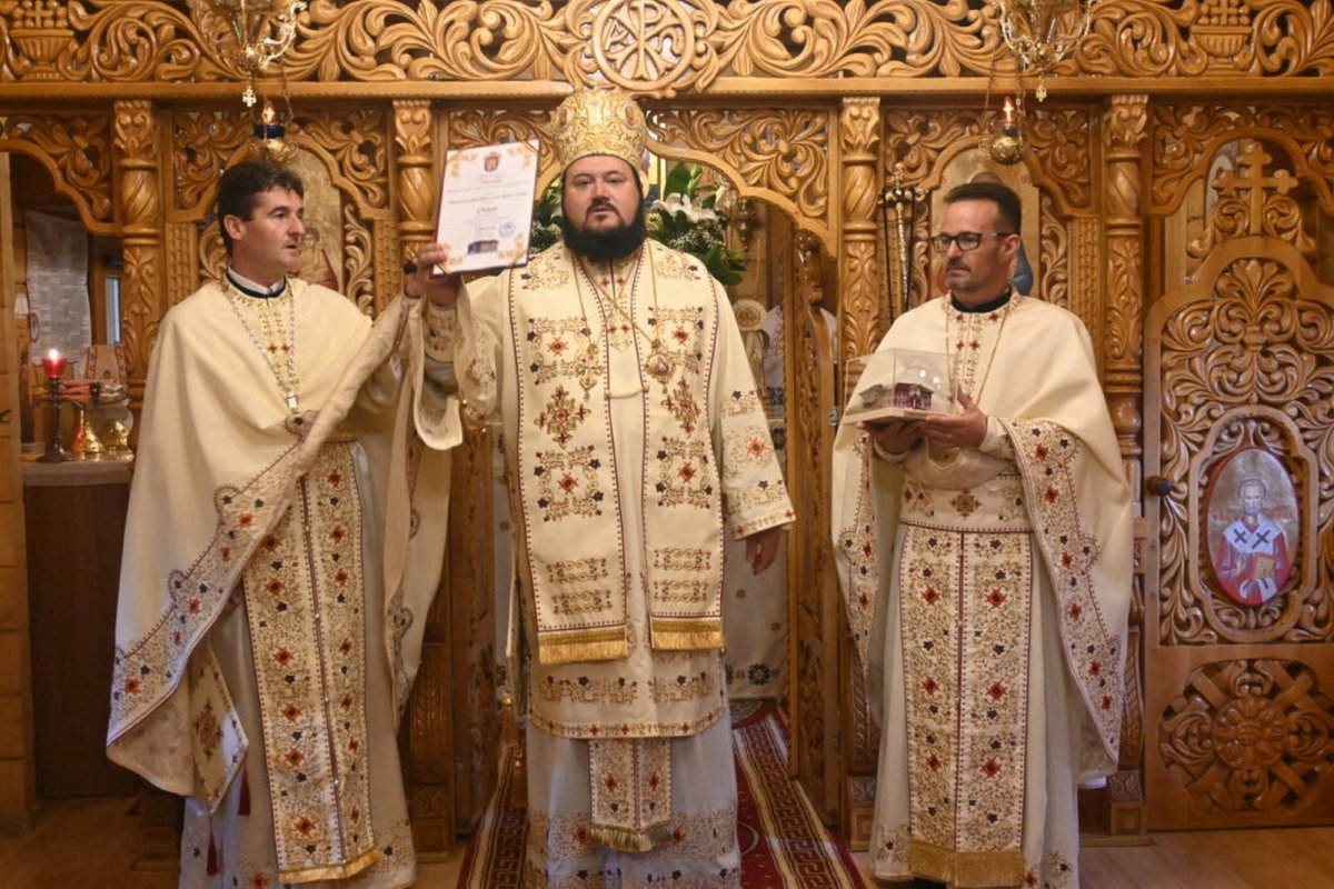 Resfințirea bisericii Regimentului 69 artilerie mixtă „Silvania” din Şimleu Silvaniei 232569