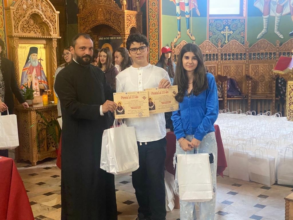 Festivitatea de premiere a concursului „Sfinții, prietenii copiilor” 232769