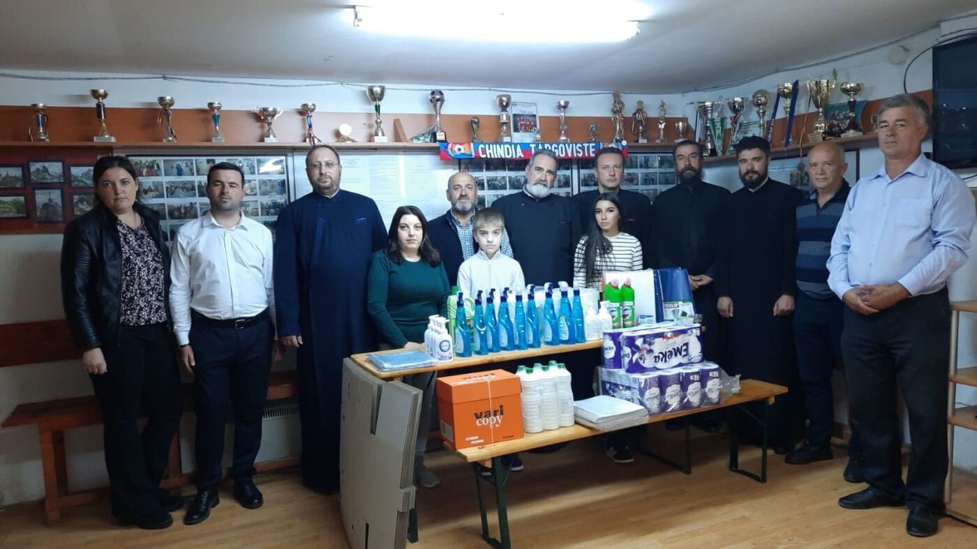 Acțiune socială organizată de parohii dâmbovițene 232867