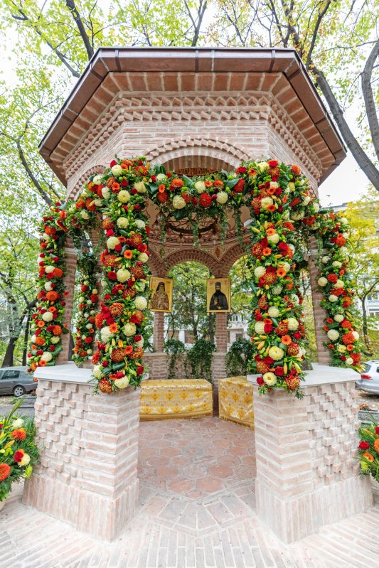 A început pelerinajul la moaștele Sfântului Ierarh Nectarie de la Mănăstirea Radu Vodă din Capitală 233008