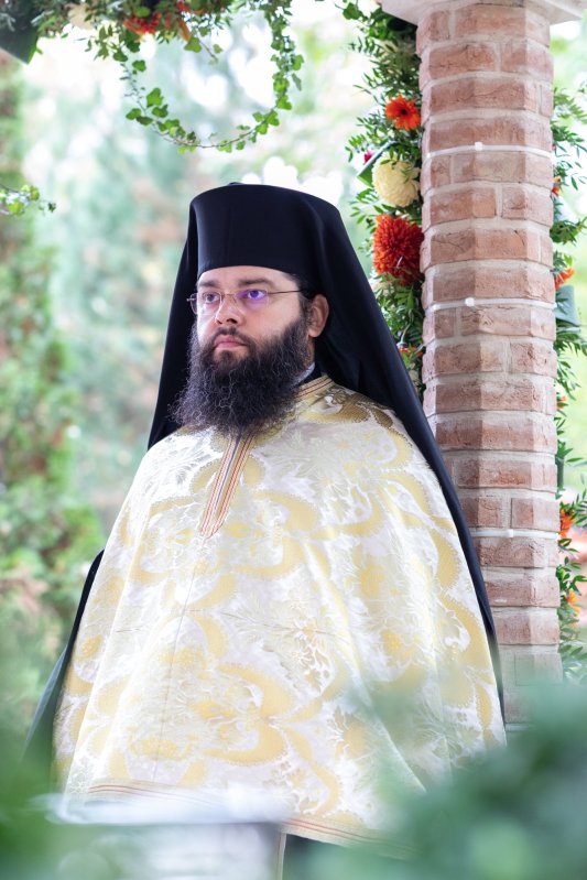 A început pelerinajul la moaștele Sfântului Ierarh Nectarie de la Mănăstirea Radu Vodă din Capitală 233040