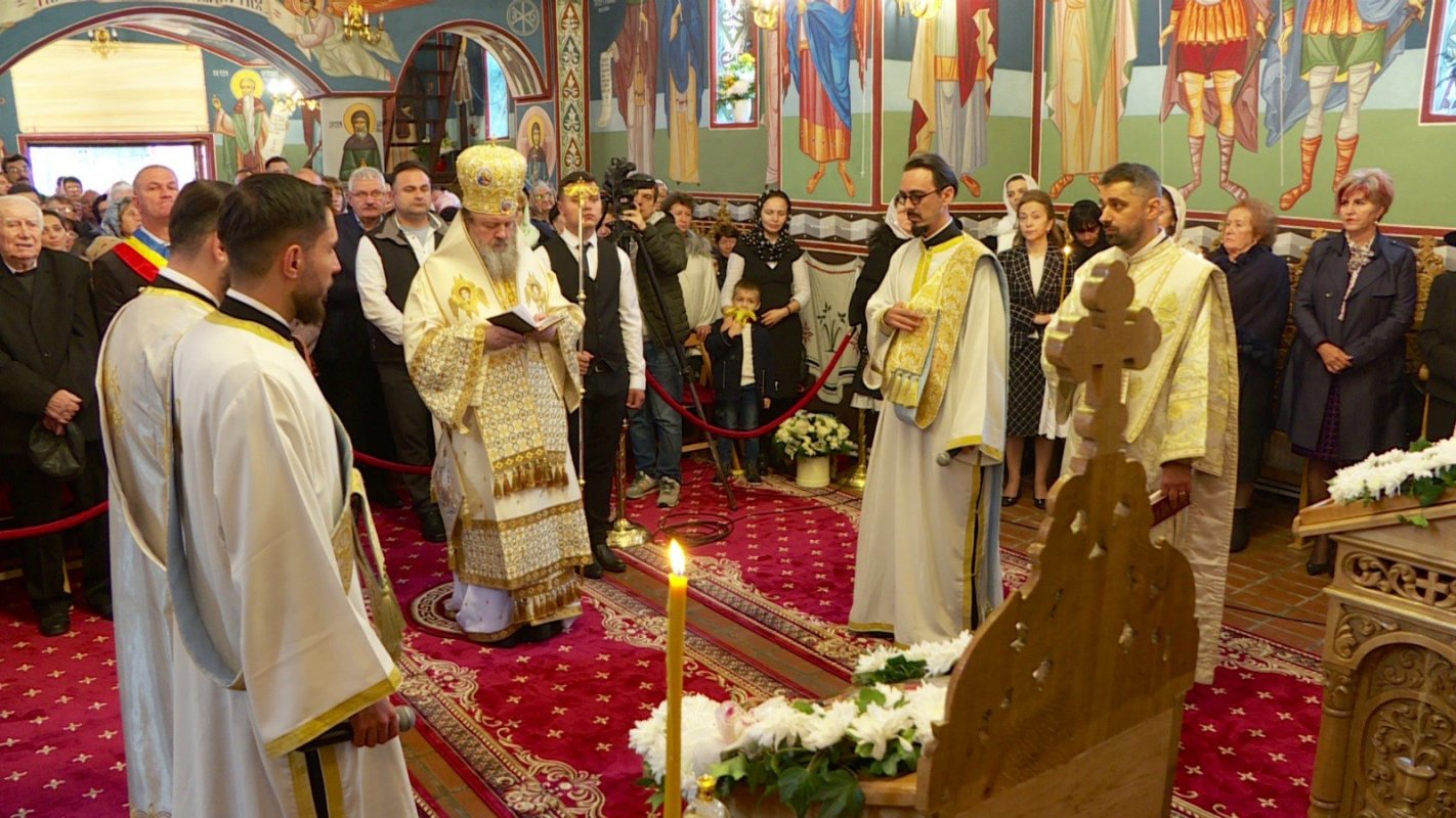 O nouă biserică pentru parohia prahoveană Bordenii Mici 233085