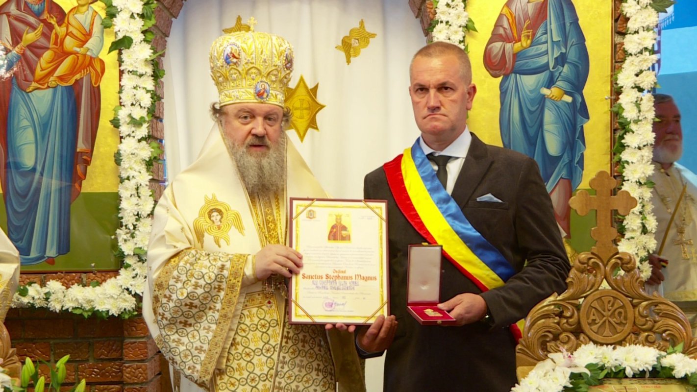 O nouă biserică pentru parohia prahoveană Bordenii Mici 233087