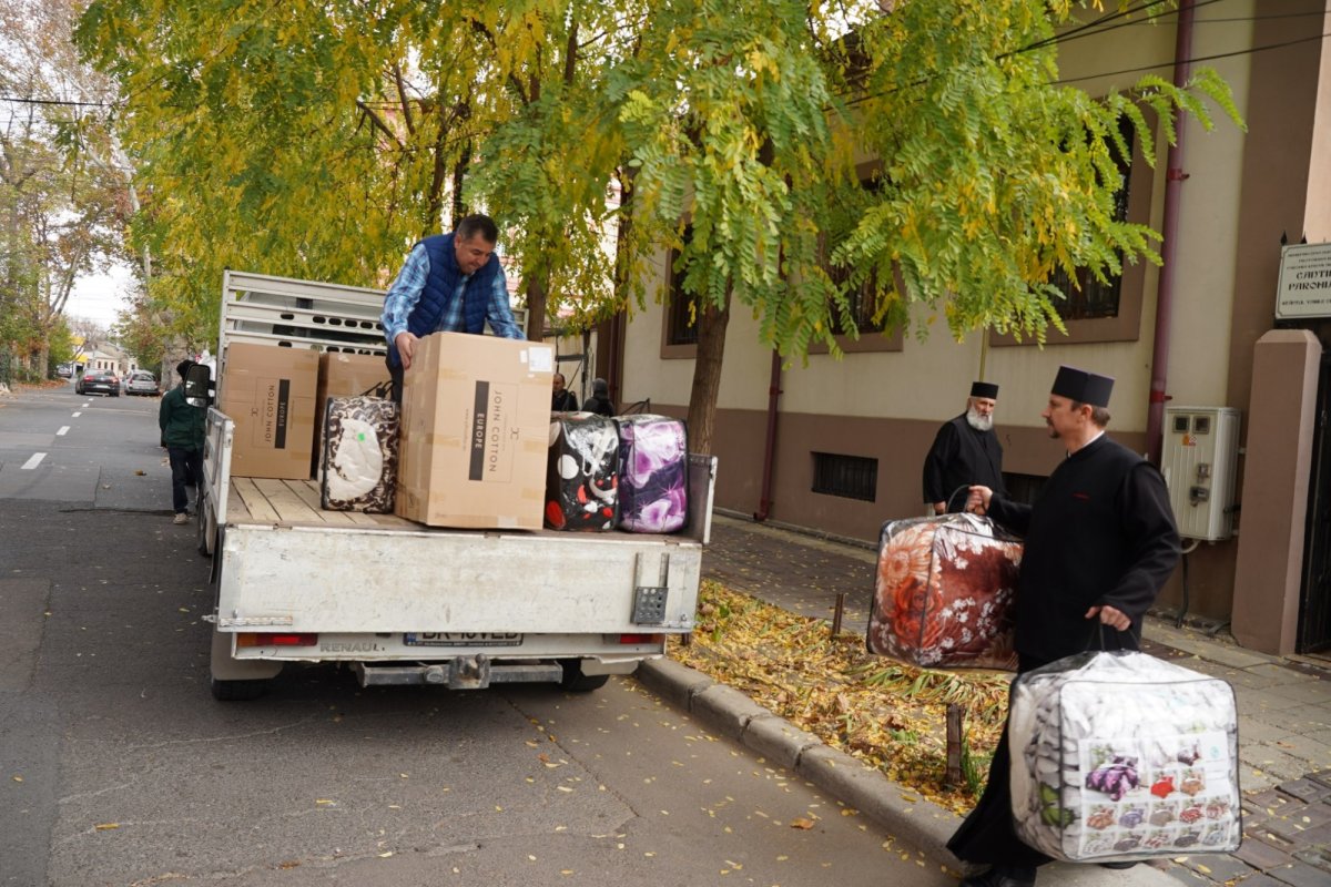 Ajutoare pentru tinerii orfani şi copiii nevoiaşi din Brăila 233181